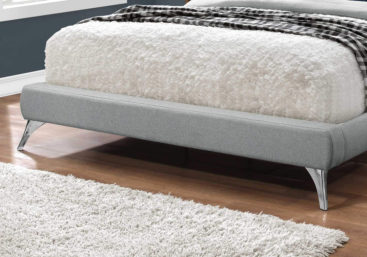 70.5" x 87.25" x 45.25" Grey Foam Solid Wood Linen Queen Sized Bed