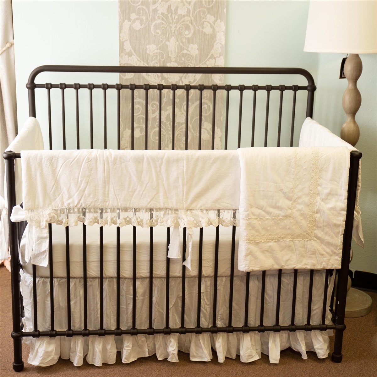 Innocence Complete Bedding Set New